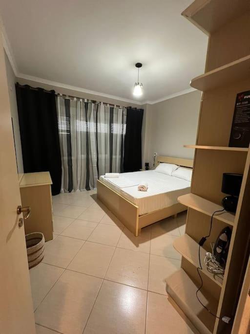 Seaside Apartment Durrës Buitenkant foto